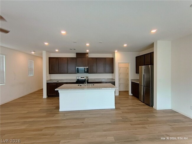 Building Photo - 9158 Surrey Wood St