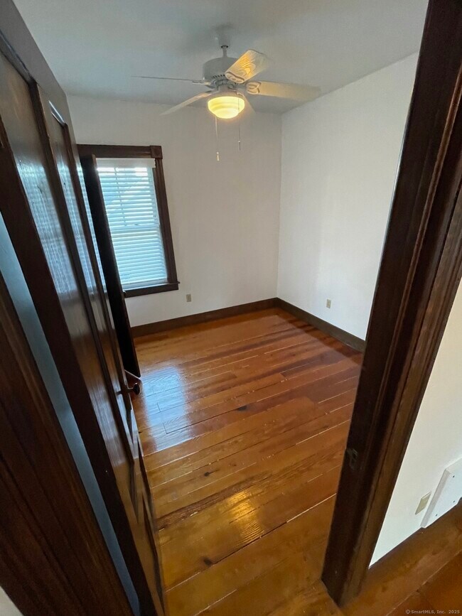 Building Photo - 39 Pearl St