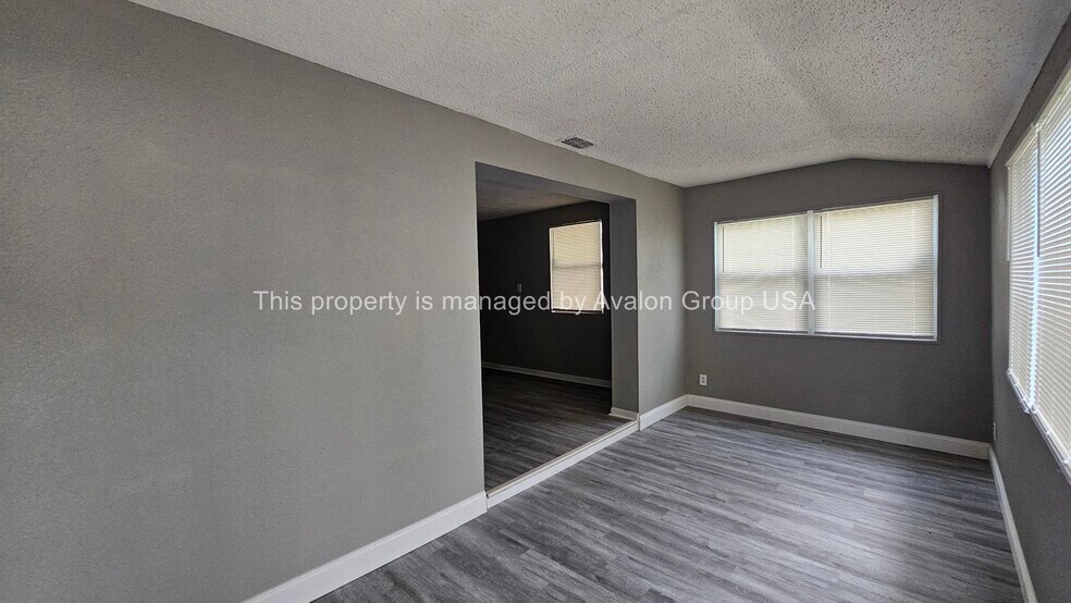 Building Photo - 962 Cornwallis Dr