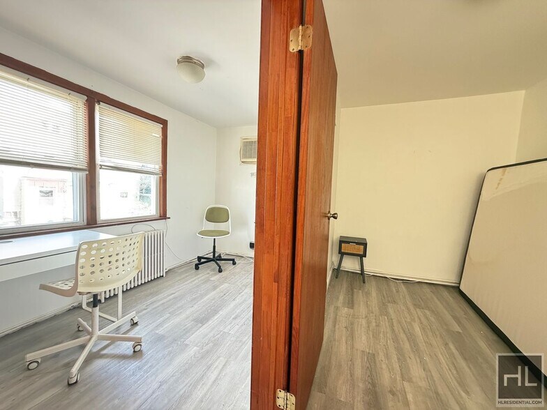 Building Photo - 163rd Rd