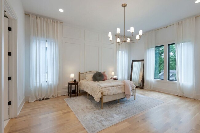 Building Photo - 3733 Estes Rd