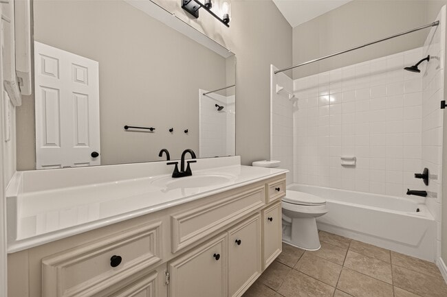 Building Photo - 1527 Lake Pauline Ct
