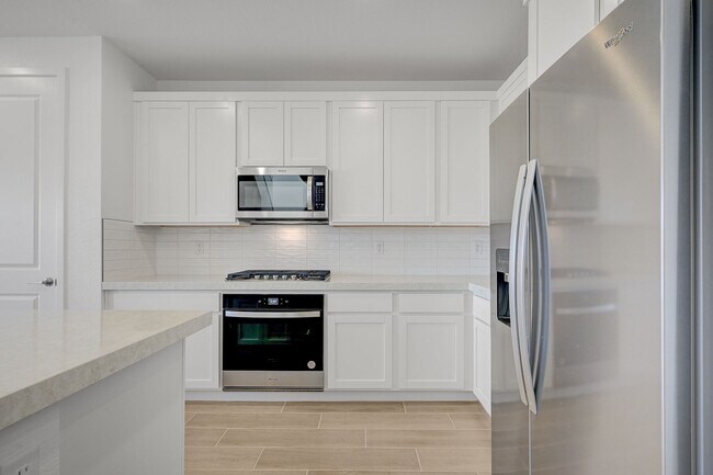 Building Photo - 8532 W Agate Ave