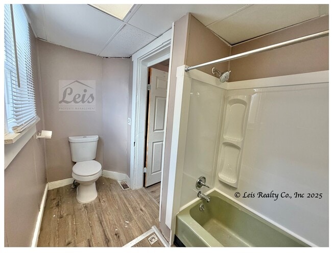 Building Photo - 705 S Wayne St