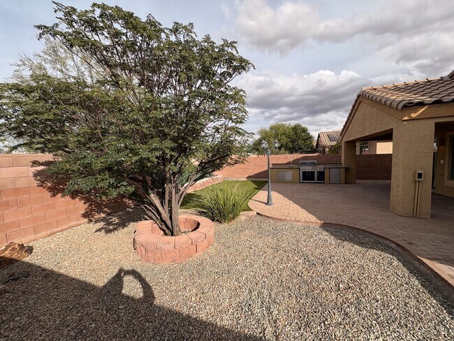 Building Photo - Vail School District Beauty with Solar for low electric bills