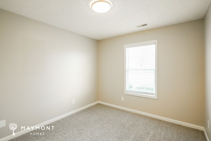 Building Photo - 1004 Swayze Ct