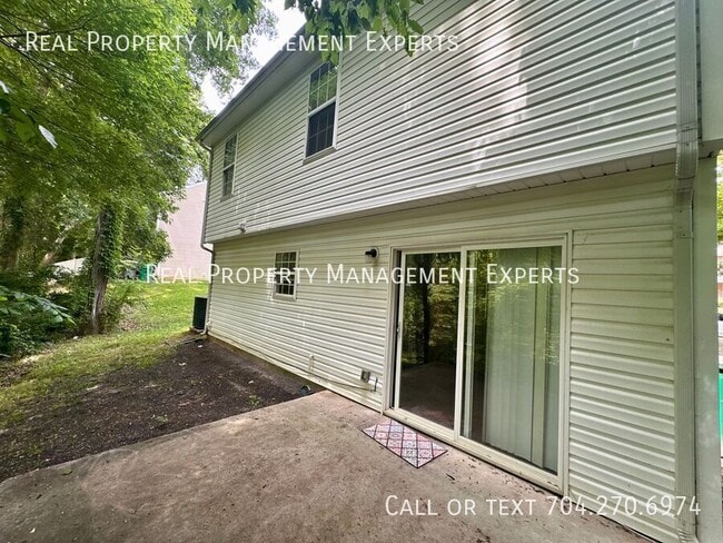 Building Photo - 11330 Astoria Dr