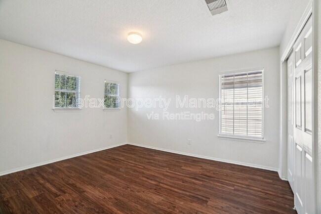Building Photo - 9939 Bermuda Palm