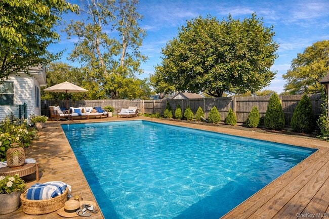 Building Photo - 312 5th Ave