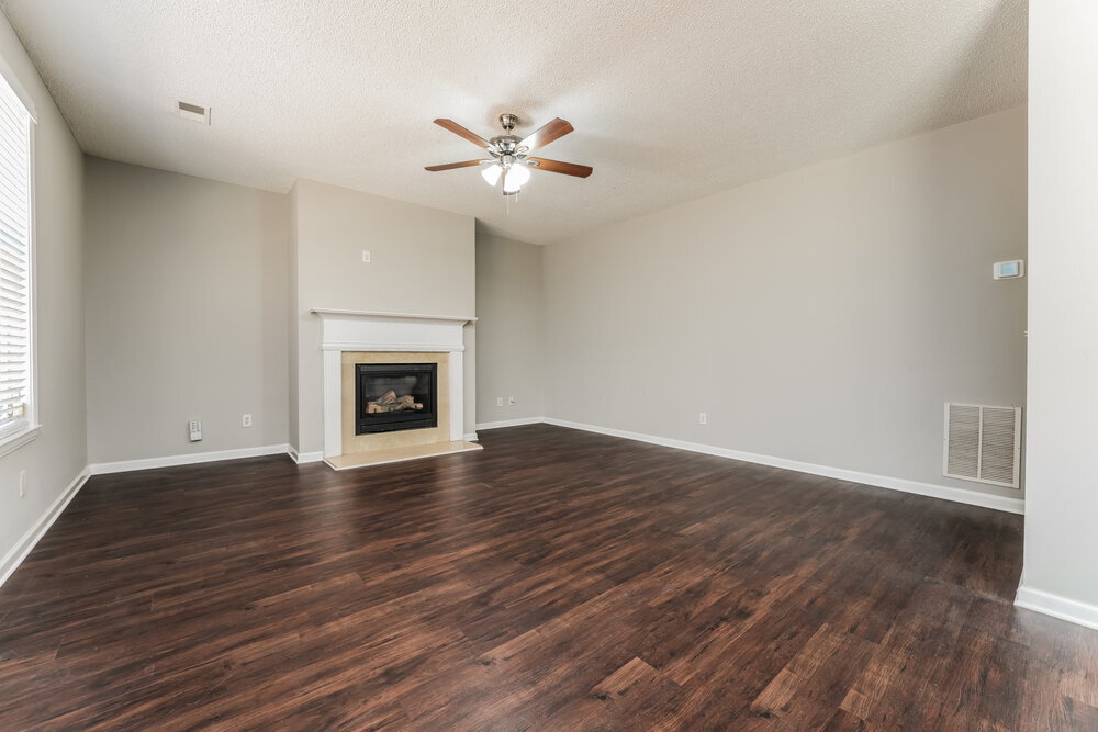 Building Photo - 4445 Feather Way