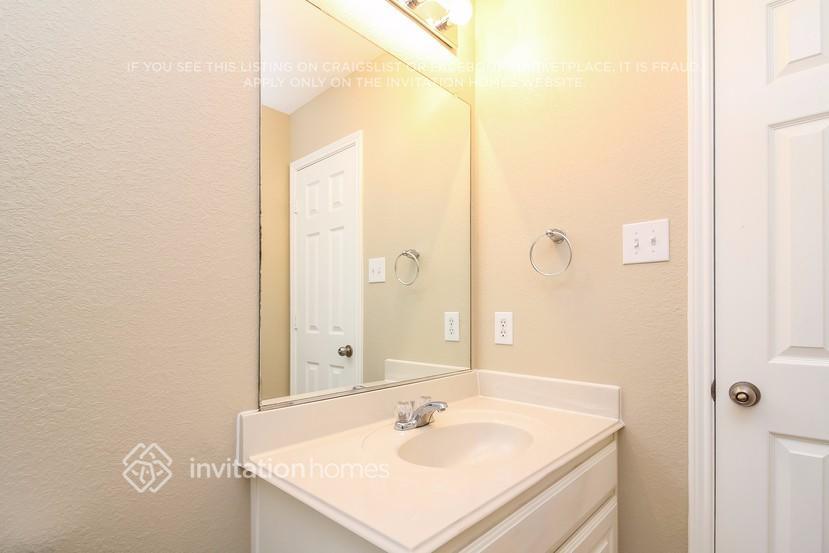 Building Photo - 1141 Mourning Dove Dr