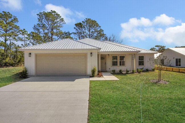 Building Photo - 706 S Brevard St