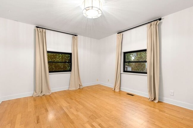 Building Photo - 8606 N Seward Ave