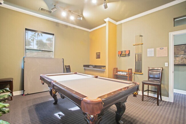 Building Photo - Remodeled one bed one bath Kierland Condo