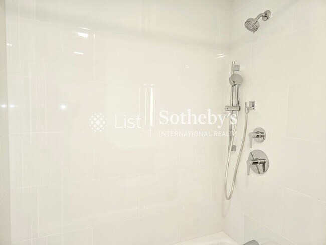 Building Photo - The Park on Keeaumoku #1310R | Honolulu, HI