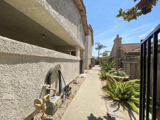 Building Photo - 4806 Elderberry Ave