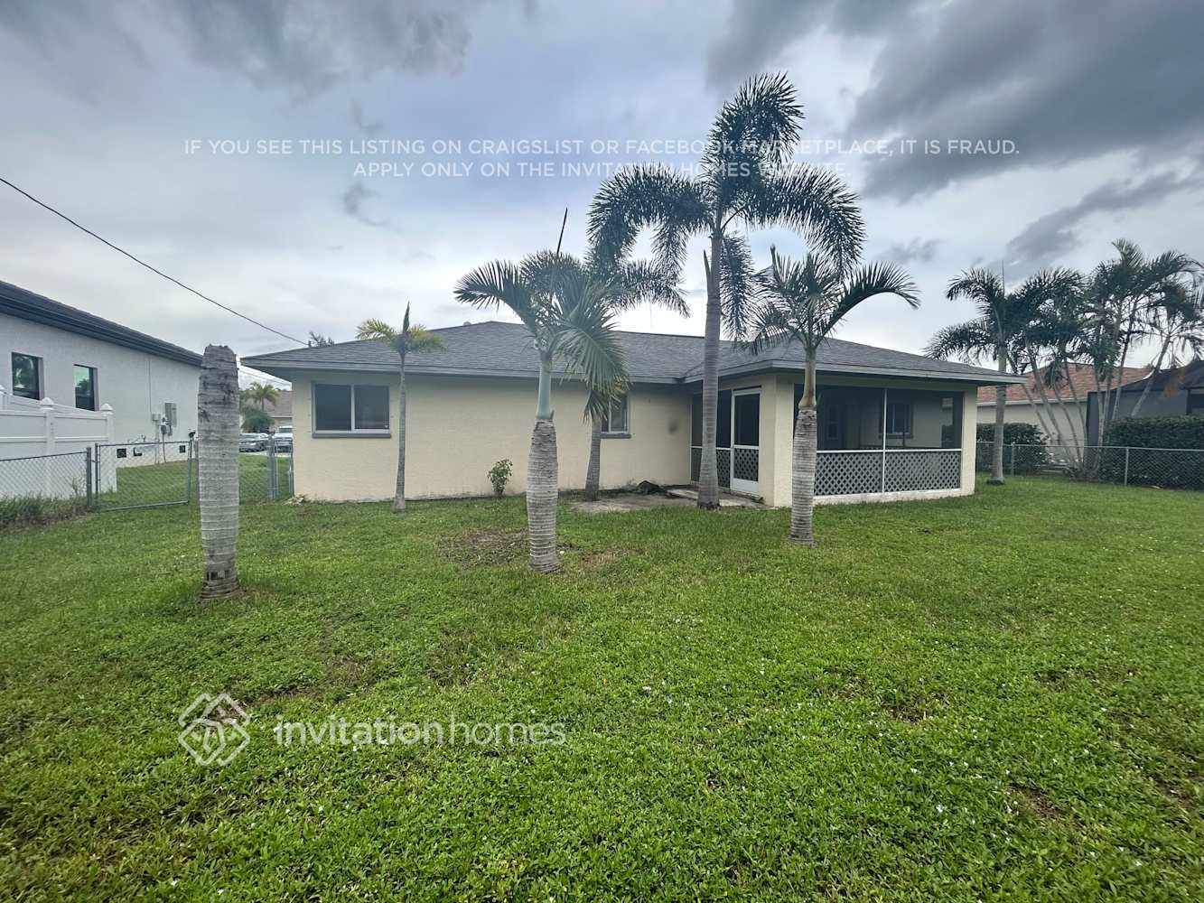 Building Photo - 5244 SW 19th Pl