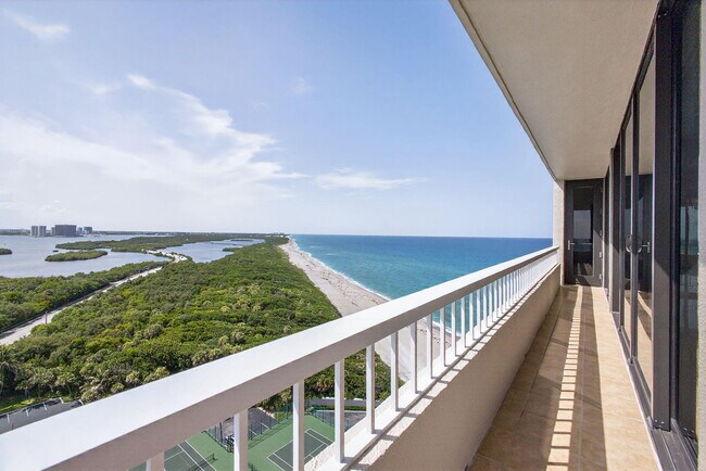 Building Photo - 5540 N Ocean Dr