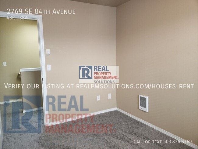 Building Photo - 2769 SE 84th Ave