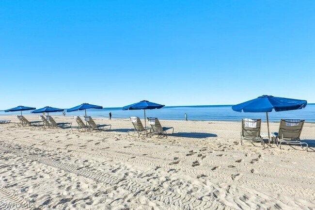 Building Photo - 295 Grande Way