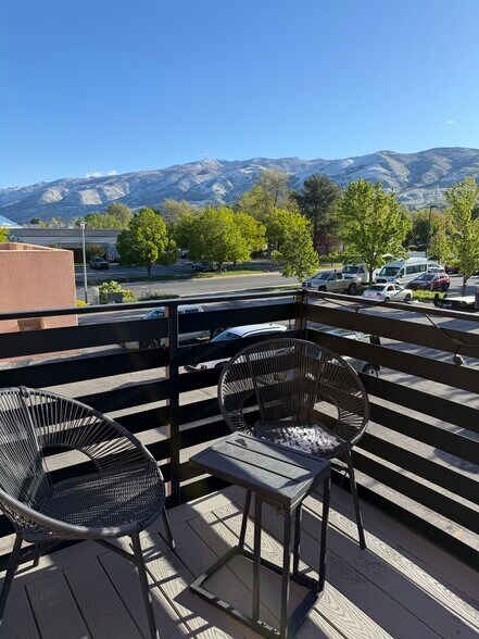 Building Photo - 70 N Main St