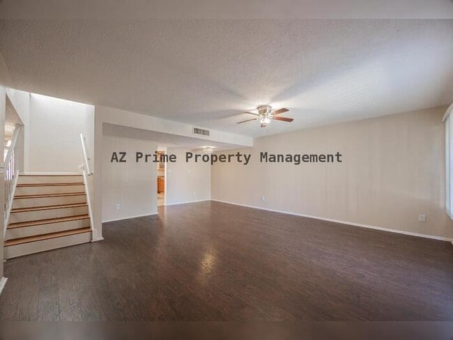 Building Photo - 2127 E Minton Dr