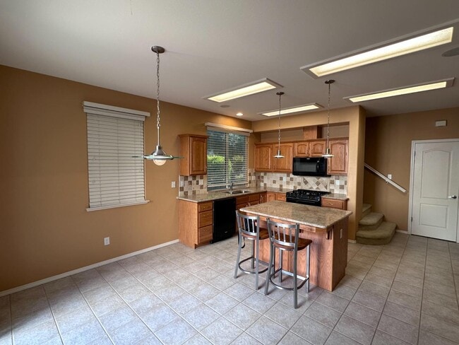 Building Photo - 92 W Barcelona Ln