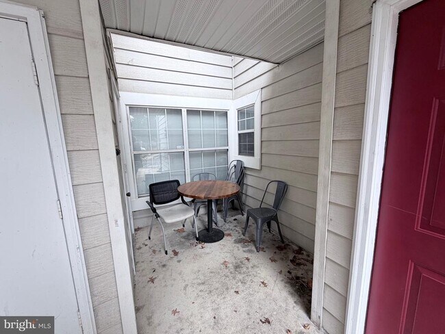 Building Photo - 15777 Easthaven Ct