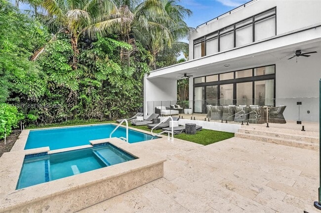 Building Photo - 1350 98th St