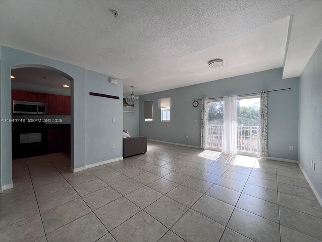 Building Photo - 10885 NW 89th Terrace