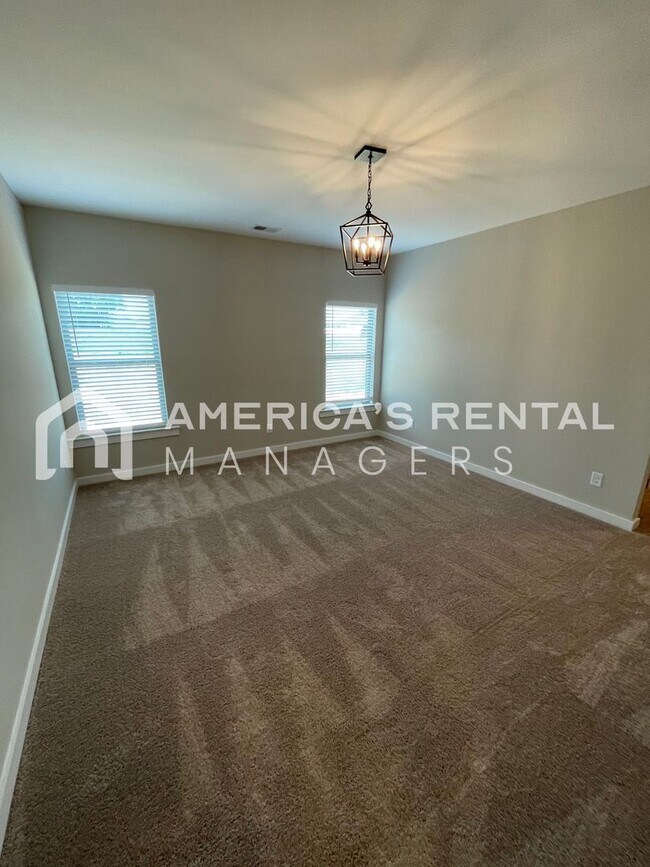 Building Photo - Home for Rent in Eastaboga, AL!! Available...