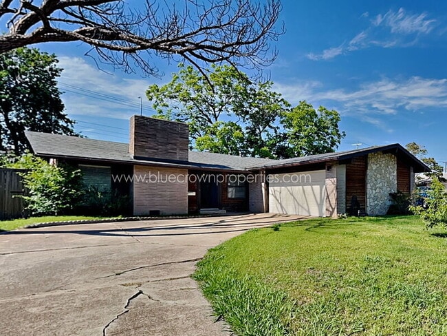Primary Photo - 12043 High Meadow Dr