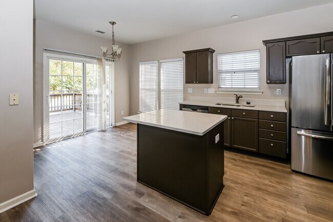 Building Photo - 9740 Faires Farm Rd