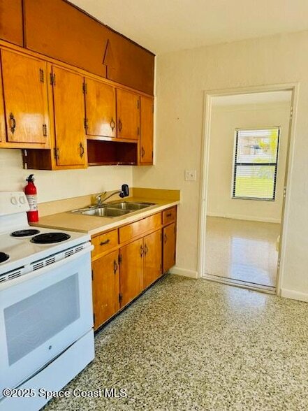 Building Photo - 106 Sunrise Ave