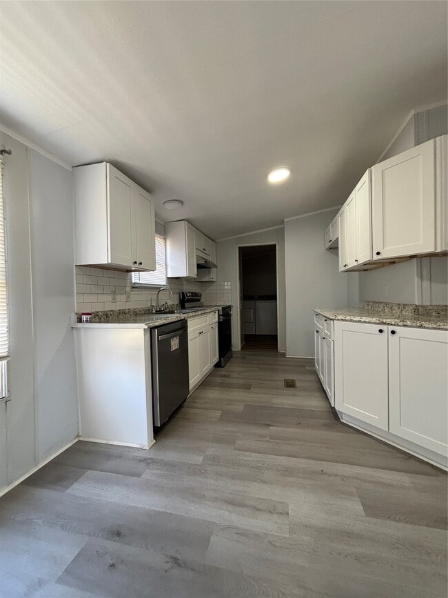 Building Photo - 16509 Brittany Way