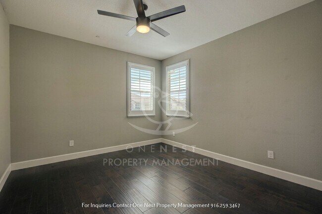 Building Photo - Offering a 6 Month Lease | 4 Bedroom 3 Bathroom Plumas Lake Beauty!