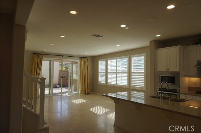 Building Photo - 62 Barnes Rd