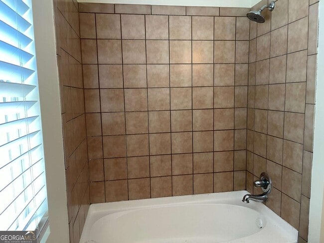 Building Photo - 5553 Sable Way