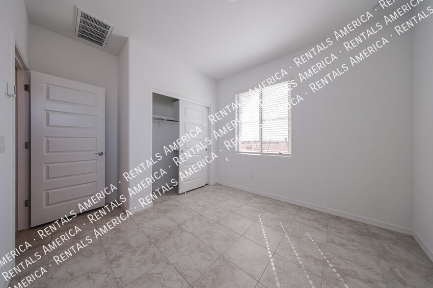 Building Photo - 14830 W Gray Fox Trl