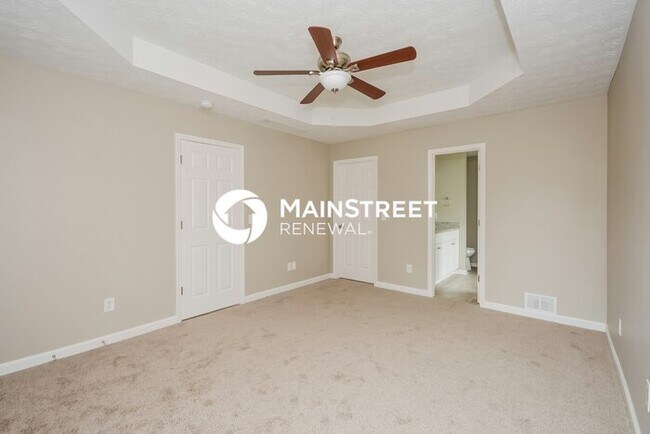 Building Photo - 3 Bedroom Pet-Friendly Home in Covington, GA with Main Street Renewal