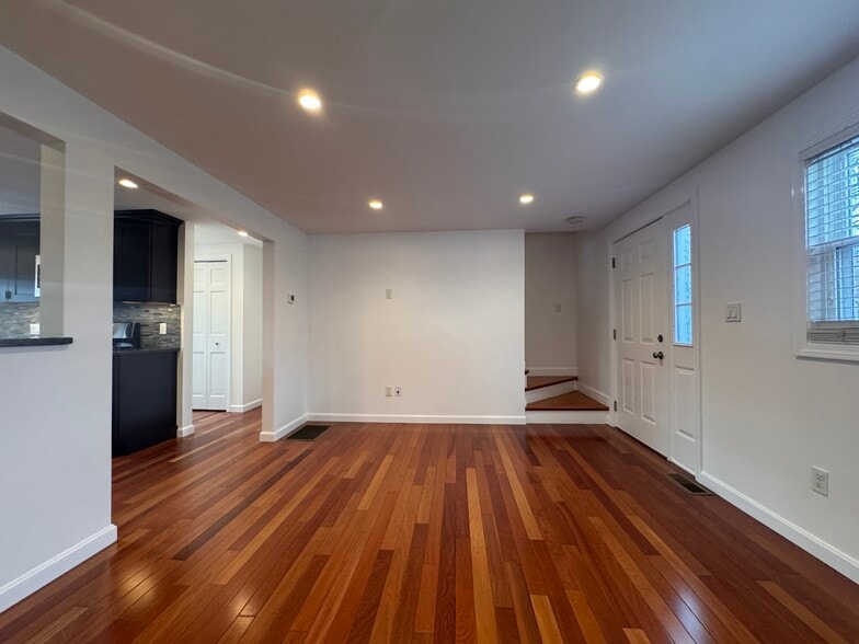 Building Photo - 34 Braman St