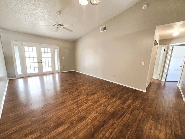 Building Photo - 2407 King Oak Ct