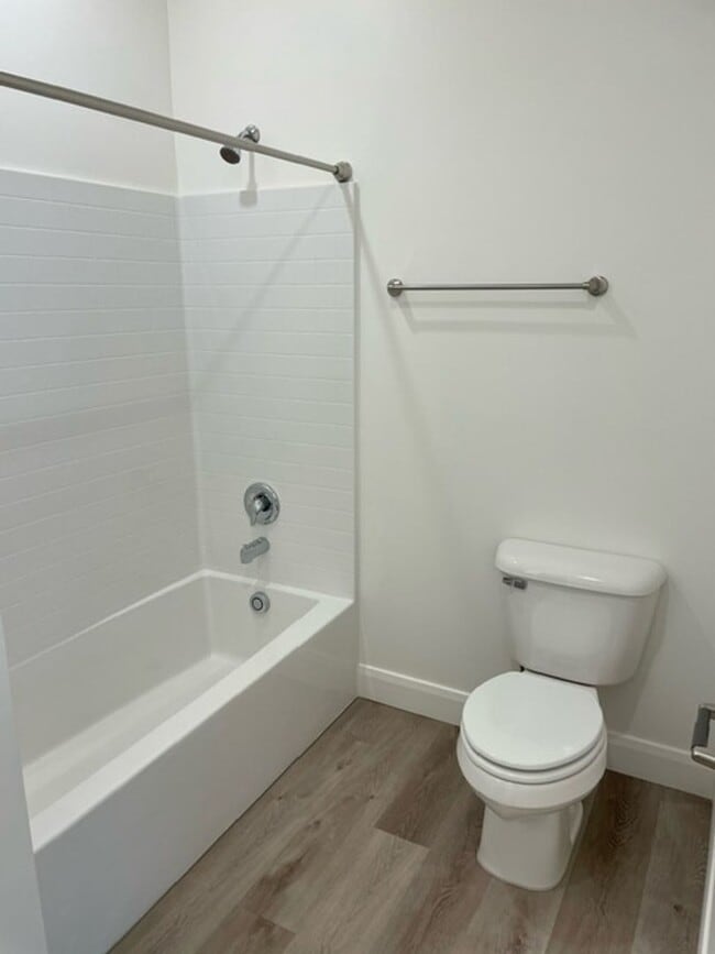 Building Photo - Resort-Style Living | 3 Bedroom Home with Access to Lagoon & Clubhouse