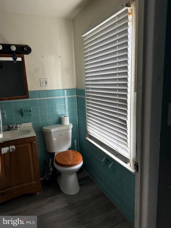 Building Photo - 1530 Pennington Rd