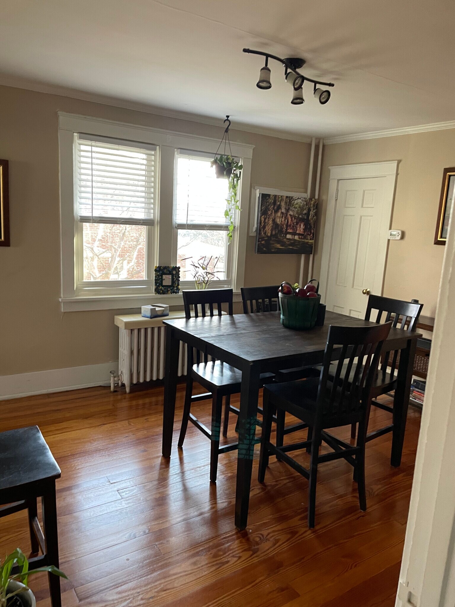 Building Photo - 3721 Broadway