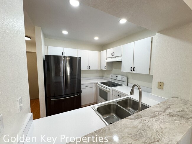 Building Photo - Move-In Ready 3-Bedroom Home in Vista!