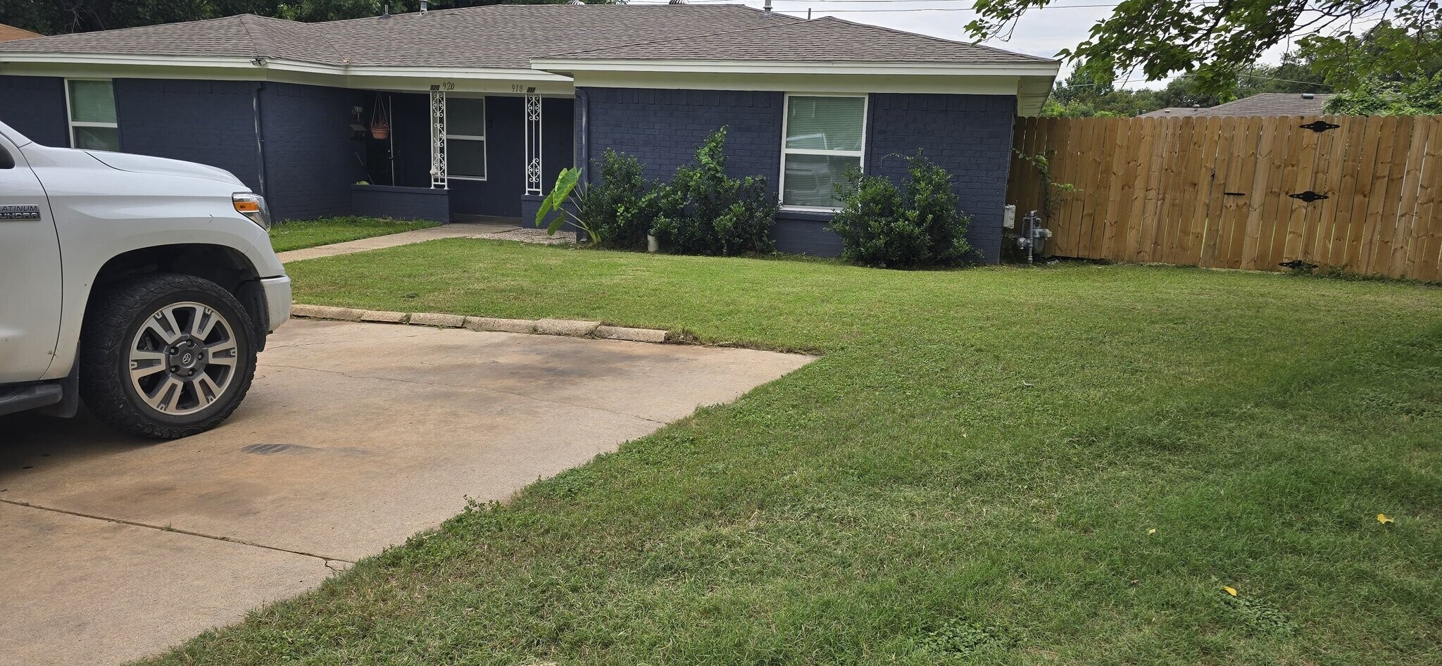 Building Photo - 920 Lindy Ct