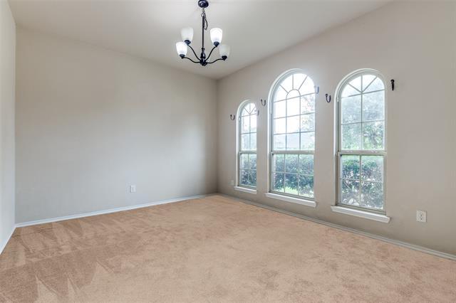 Building Photo - 216 Rugby Ln
