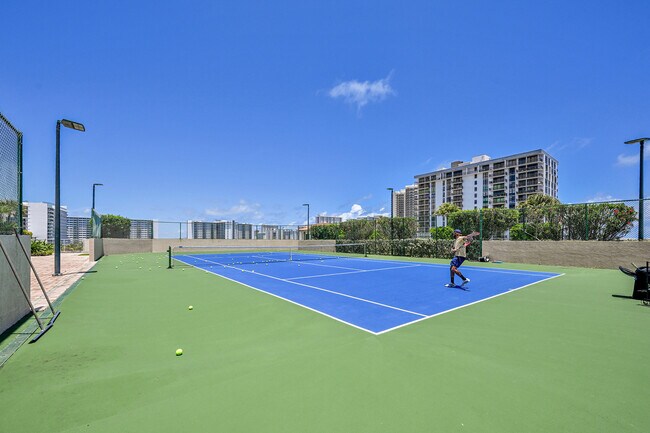 Building Photo - 3020 NE 32nd Ave