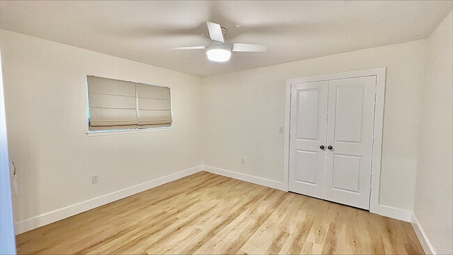 Building Photo - 513 Santa Clara Rd